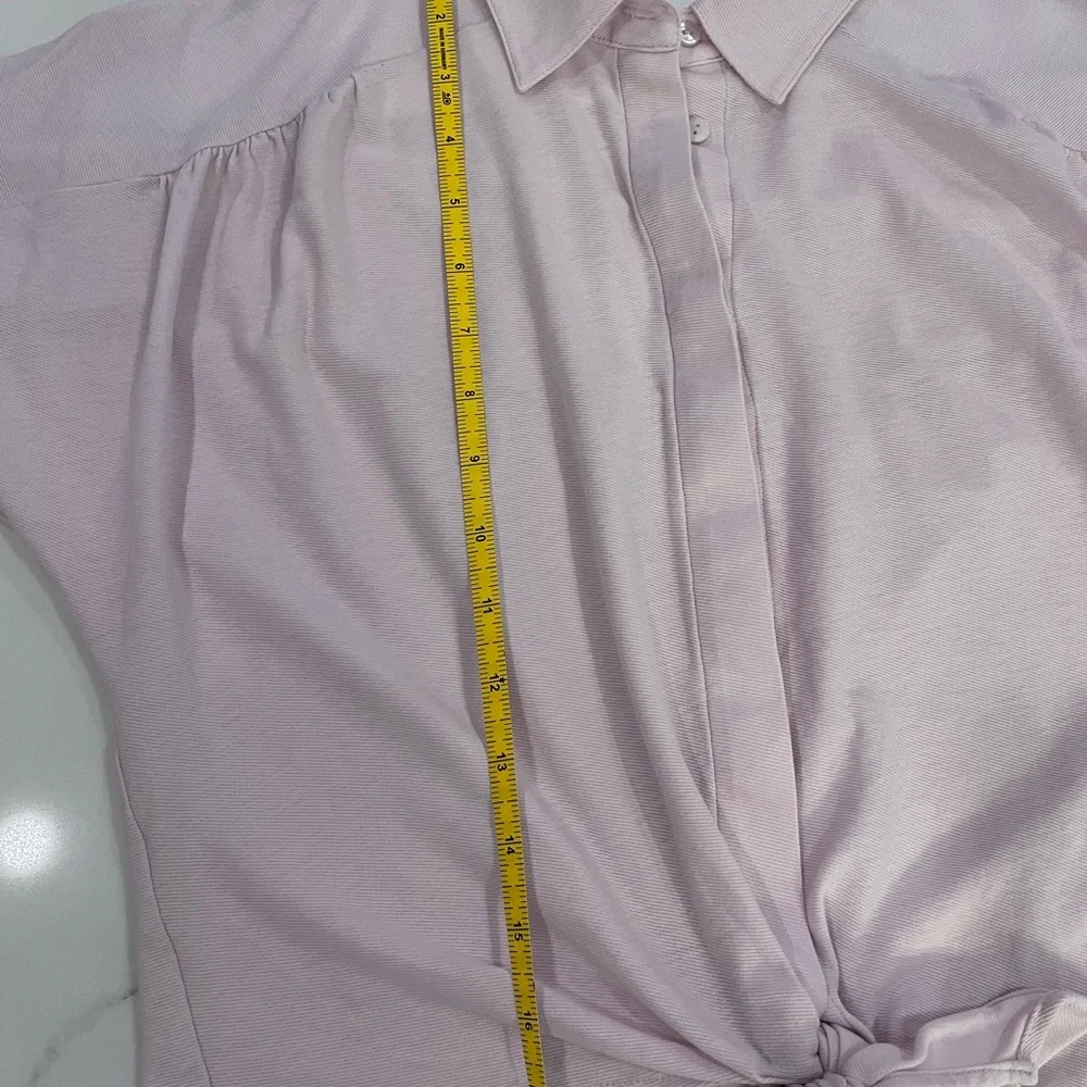 MASSIMO DUTTI pink cropped tie front blouse. Size Small - Picture 6 of 7